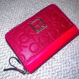 *BRAND NEW* Calvin Klein Wallet